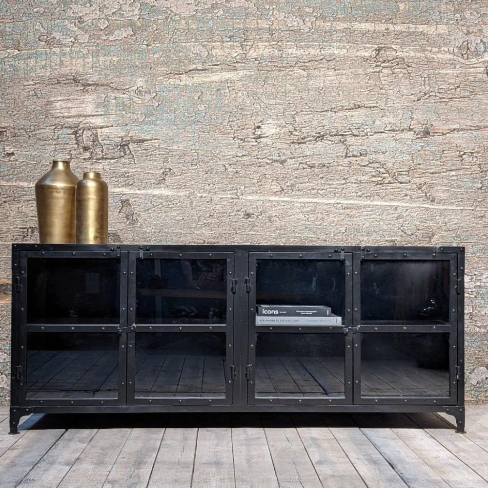 Met pensioen gaan idee Vaardig Benoa Industrieel dressoir zwart staal met stoere metalen details & glazen  deuren! - Megafurn